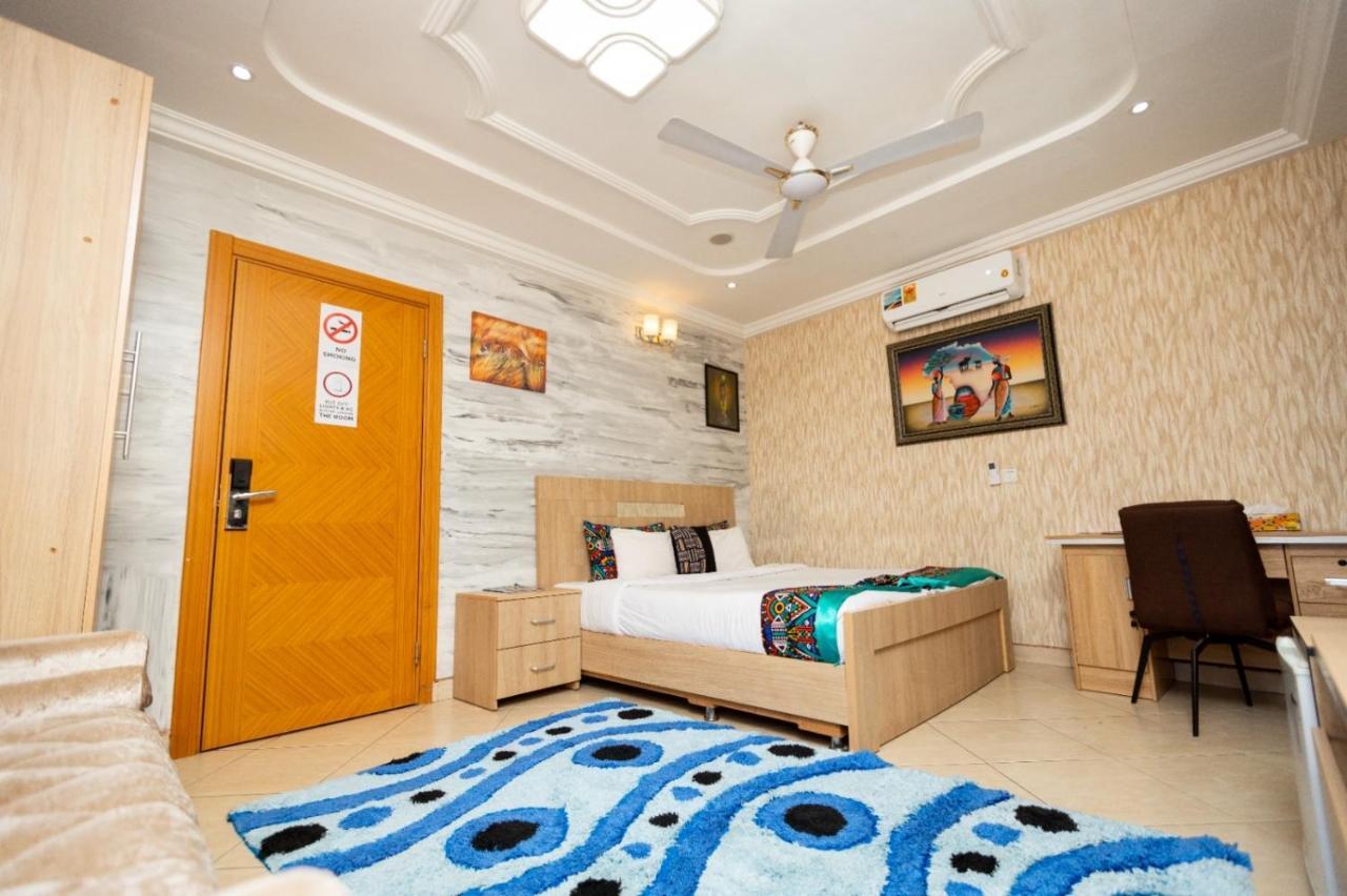 Bays Lodge, Акра Екстериор снимка