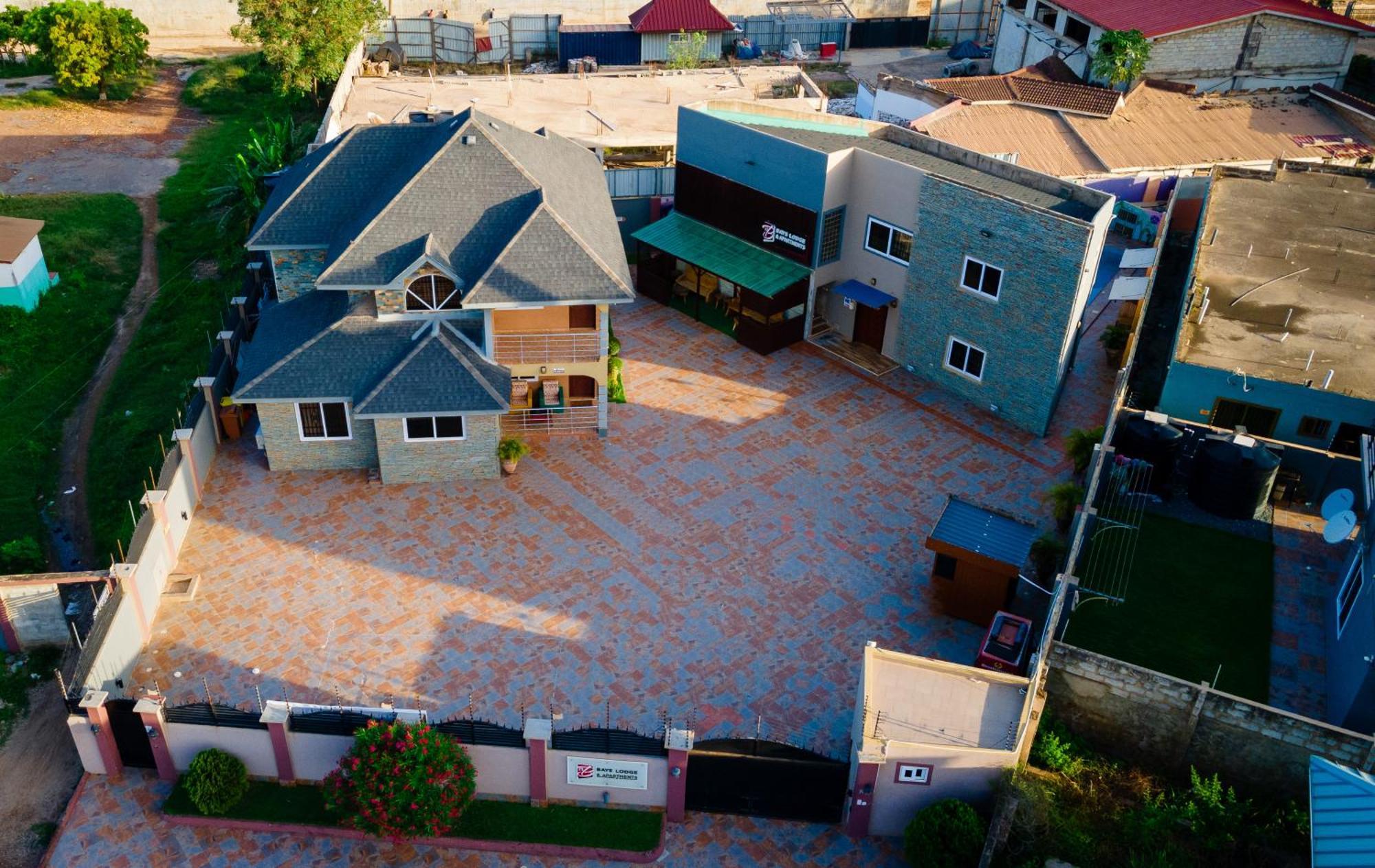 Bays Lodge, Акра Екстериор снимка